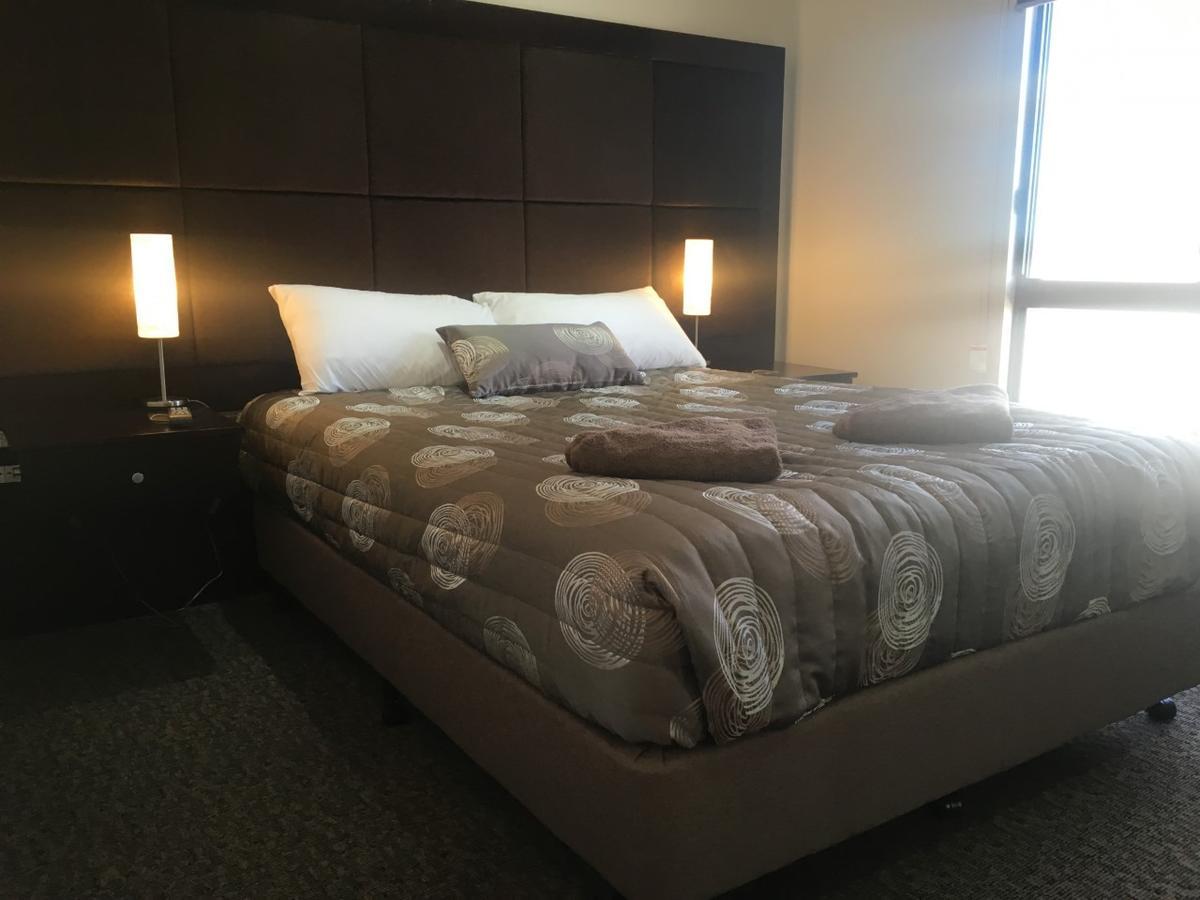 Western Downs Motor Inn Miles Экстерьер фото